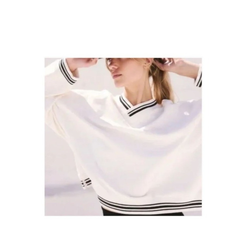 Free People‎ Movement Sweatshirt S/P White V Neck Varsity Preppy Pullover